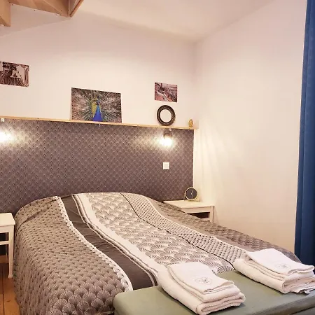 Hébergement de vacances L'héméra: Maison Au Coeur De