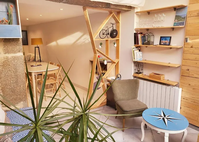 L'hemera: Maison Au Coeur De Nyaraló *